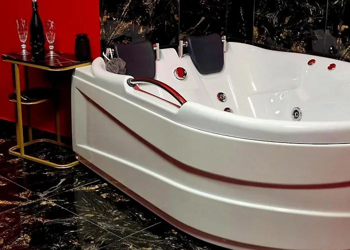 Jacuzzi Led Ambience Luxury * كرايوفا